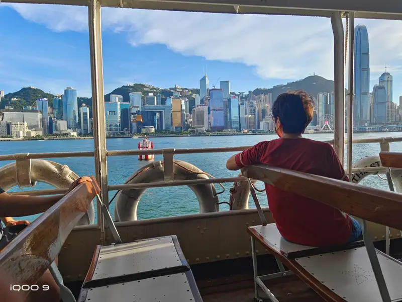 香港 · 17